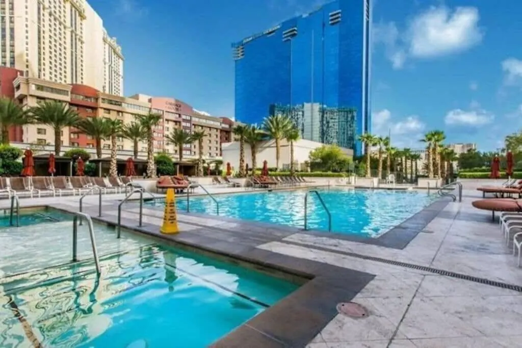 Mgm 15803 Studio Strip View By Orgoto Las Vegas